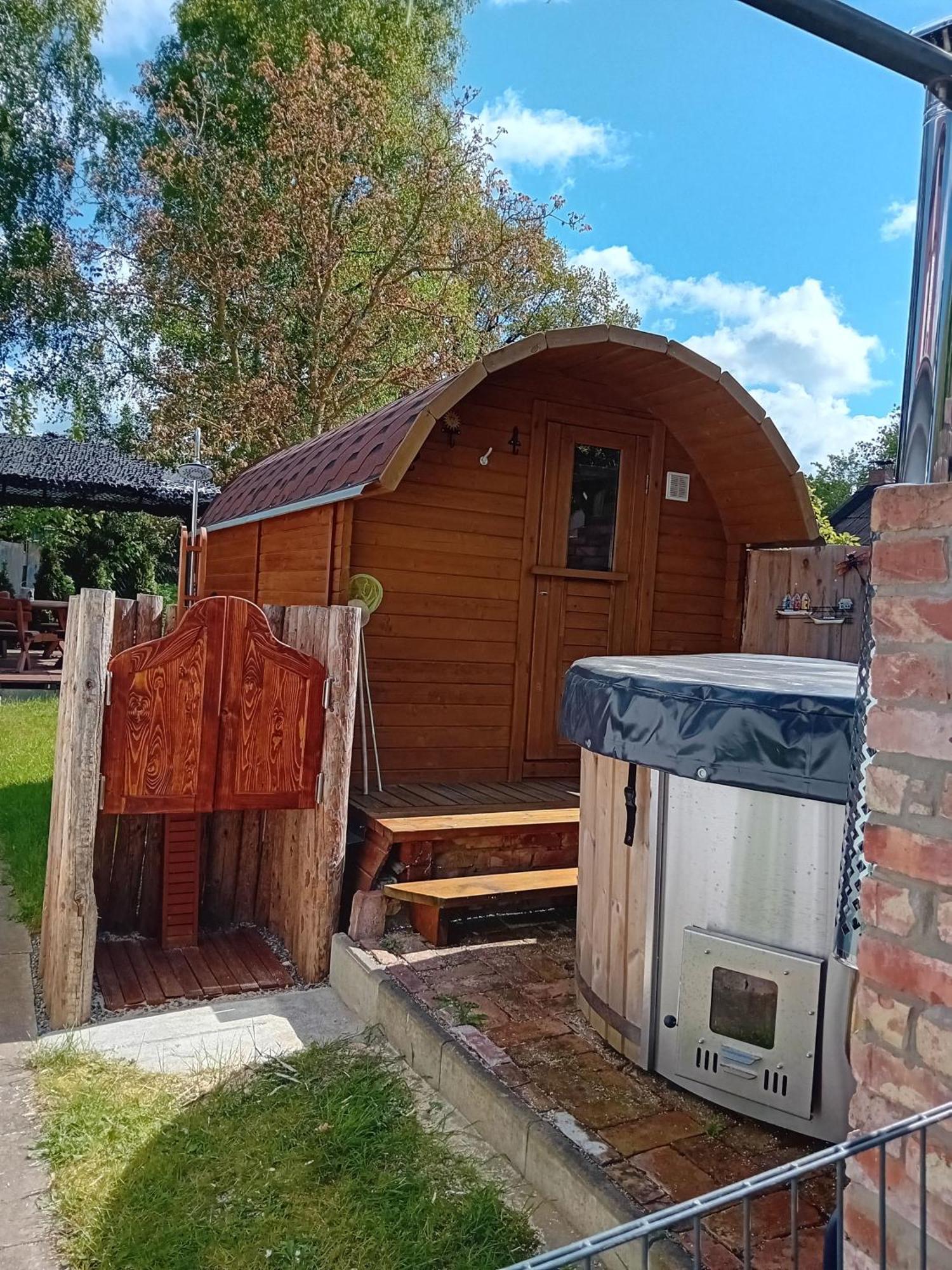 Ferienwohnung Karnitz Im Herzen Von Ruegen Екстериор снимка
